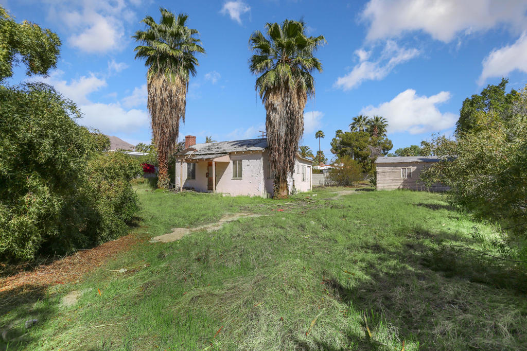 Movie Colony East - Residential