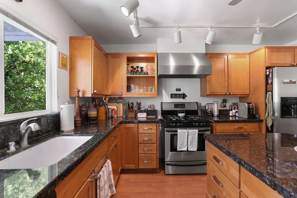 Movie Colony East - Residential