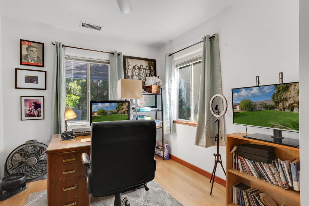 Movie Colony East - Residential