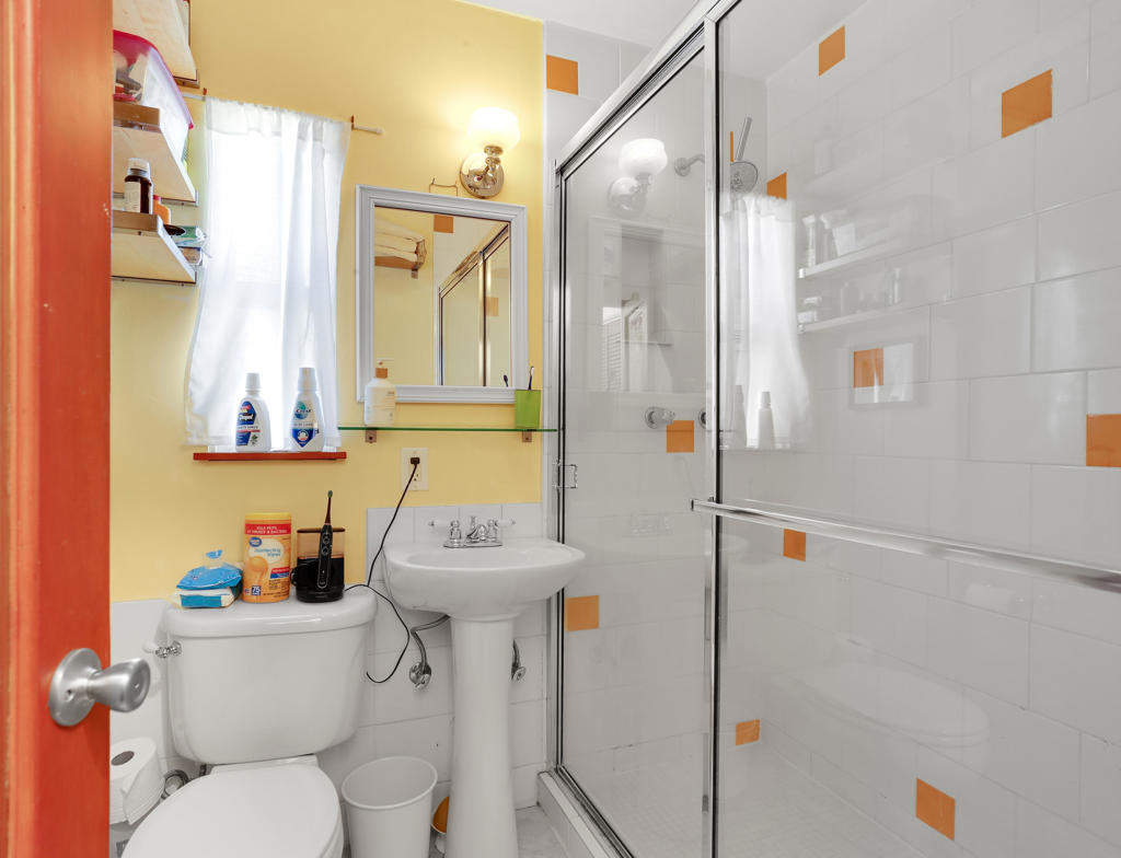 Movie Colony East - Residential