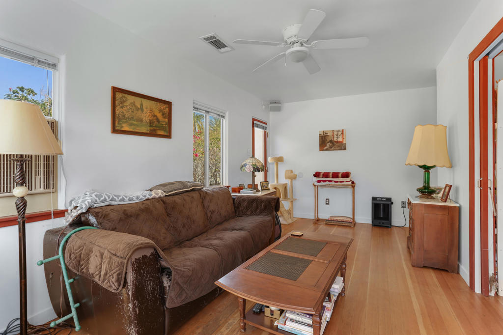 Movie Colony East - Residential