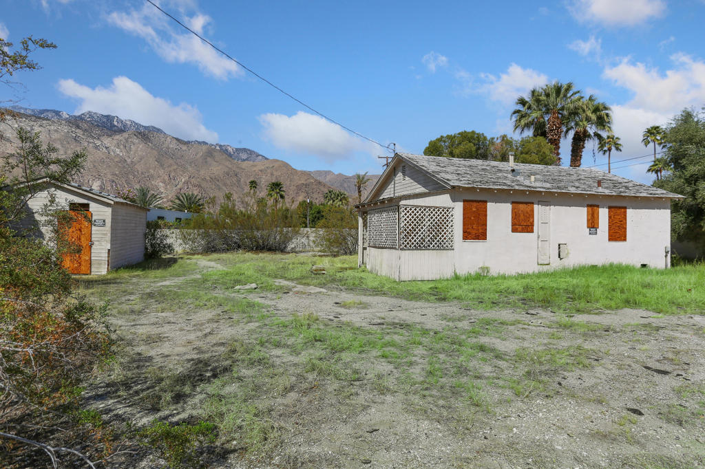 Movie Colony East - Residential