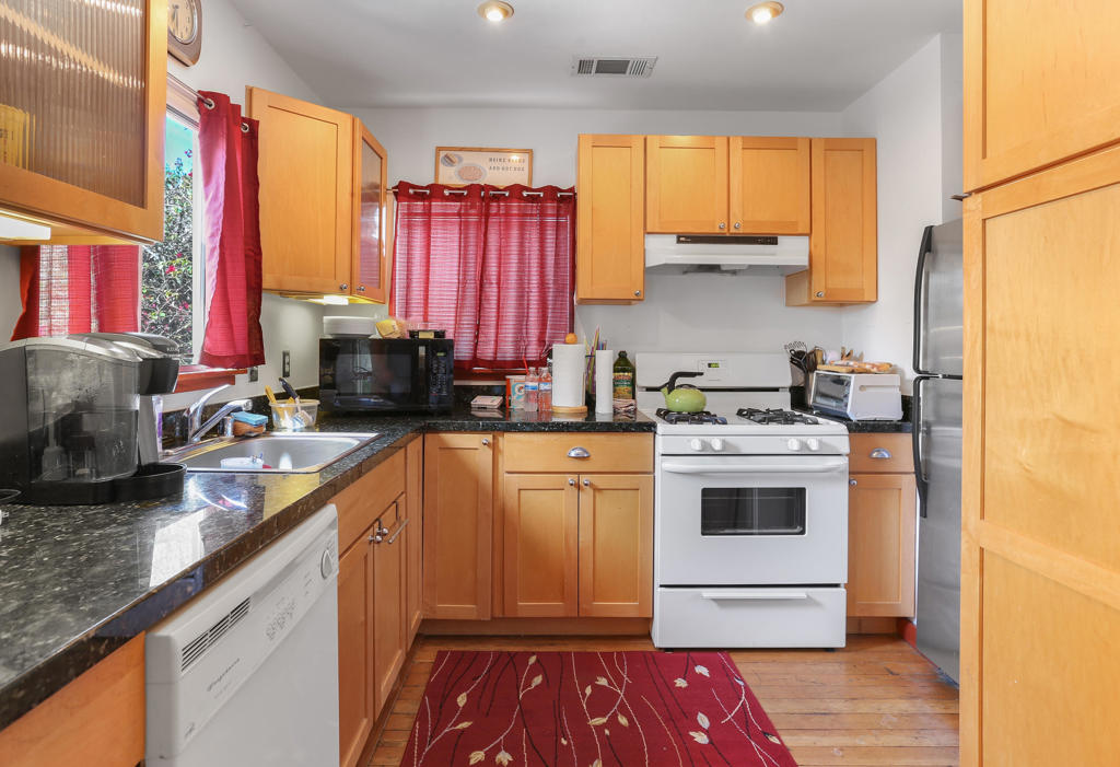 Movie Colony East - Residential