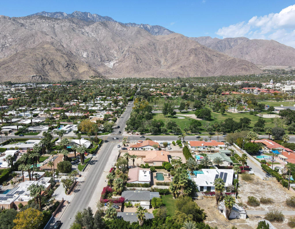 Movie Colony East - Residential