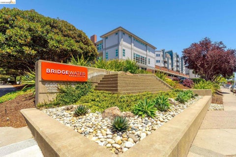 Photo of 6400 Christie Ave Ave #3312, Emeryville, CA 94608 (MLS # 41143502)