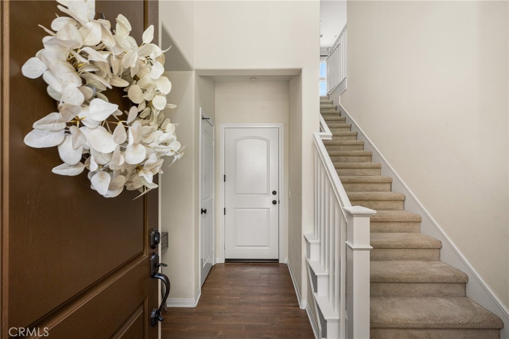 208 Rose Arch