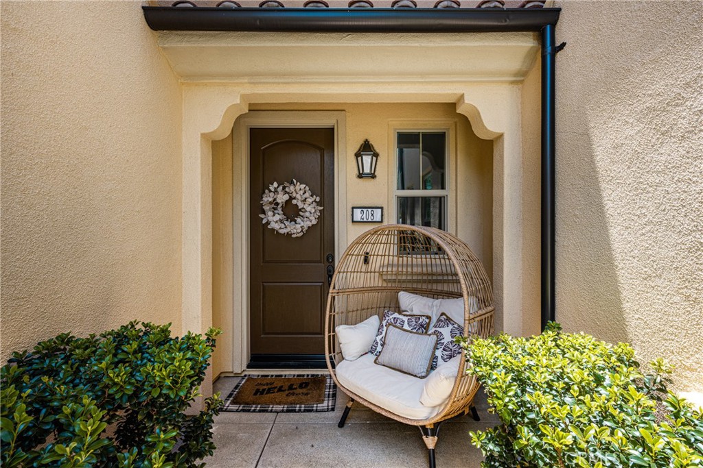 208 Rose Arch
