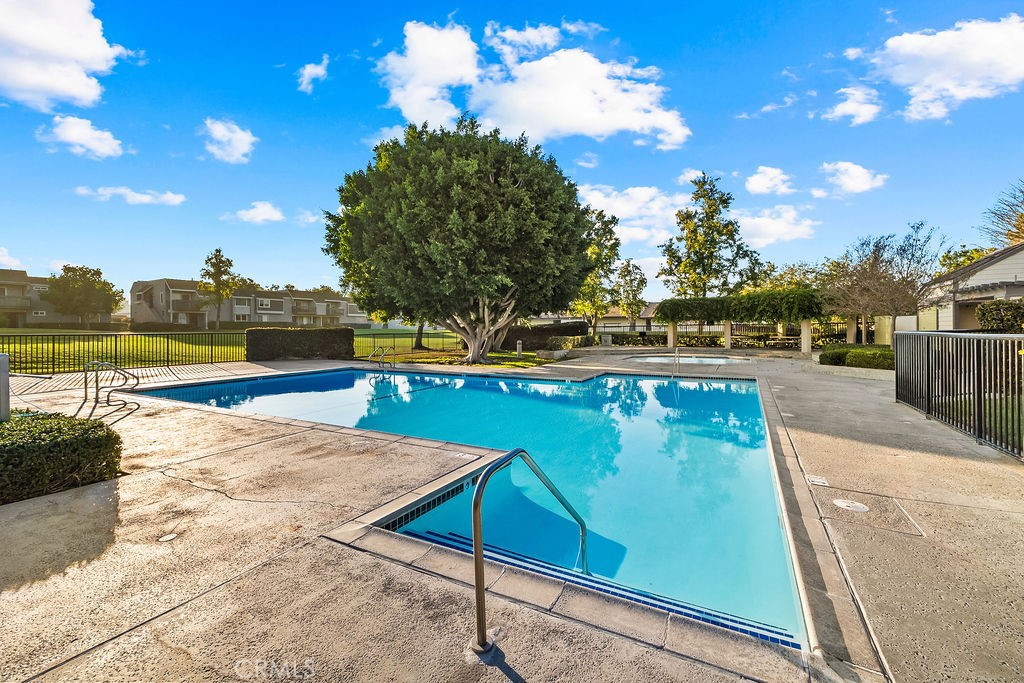 Village Green (VG) - Residential