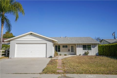 Photo of 6552 Franrivers Avenue, West Hills, CA 91307 (MLS # SR25277418)