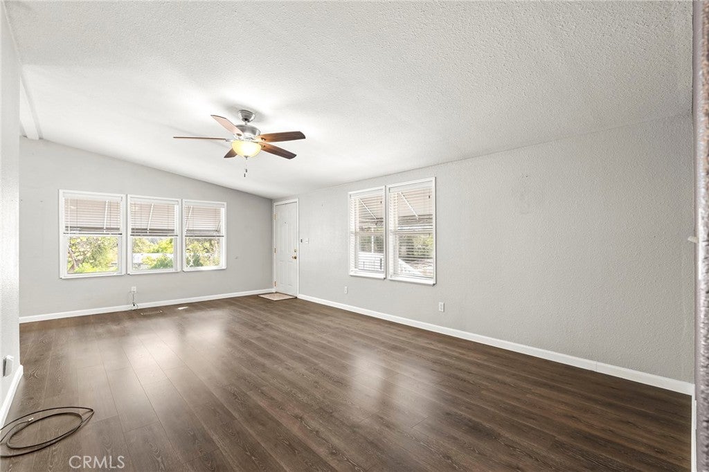 419 Summerwood