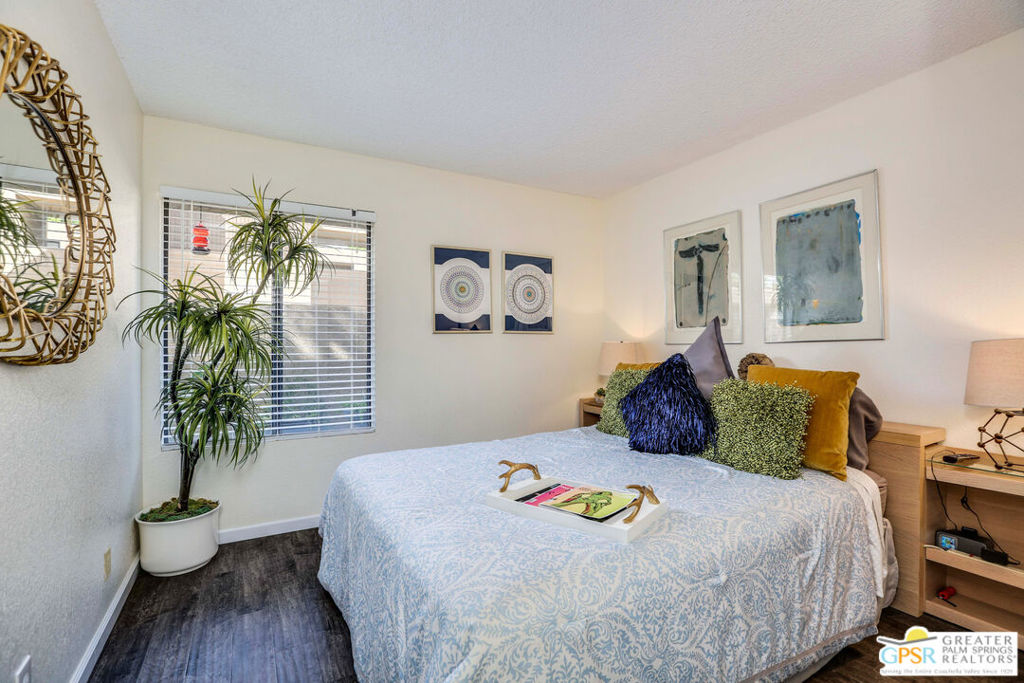 Pueblo Sands - Residential