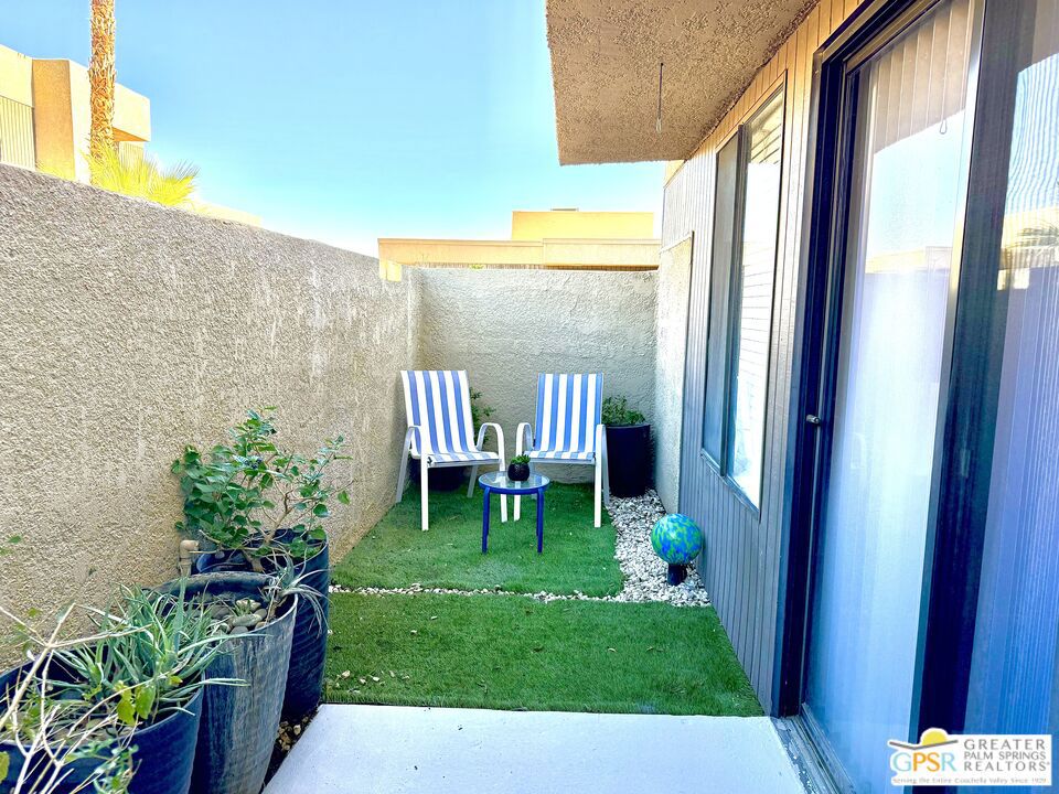 Pueblo Sands - Residential