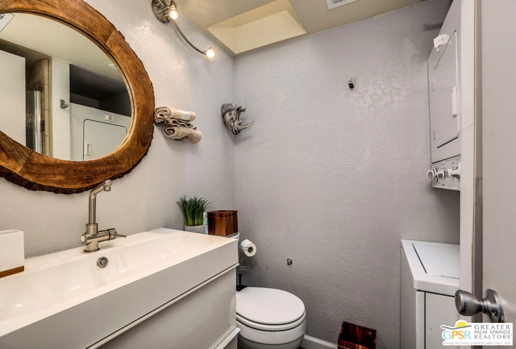 Pueblo Sands - Residential