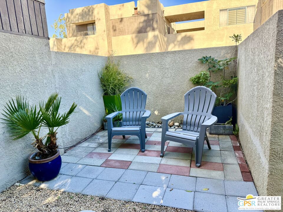 Pueblo Sands - Residential