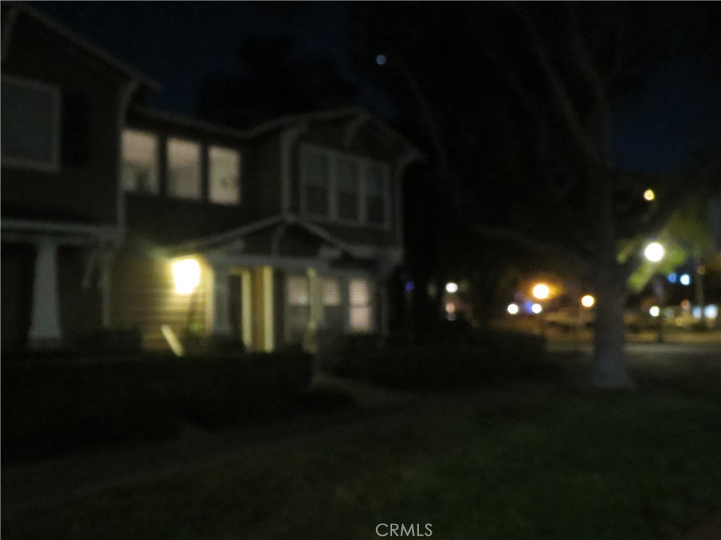 El Palacio Condo (ELPC) - Residential