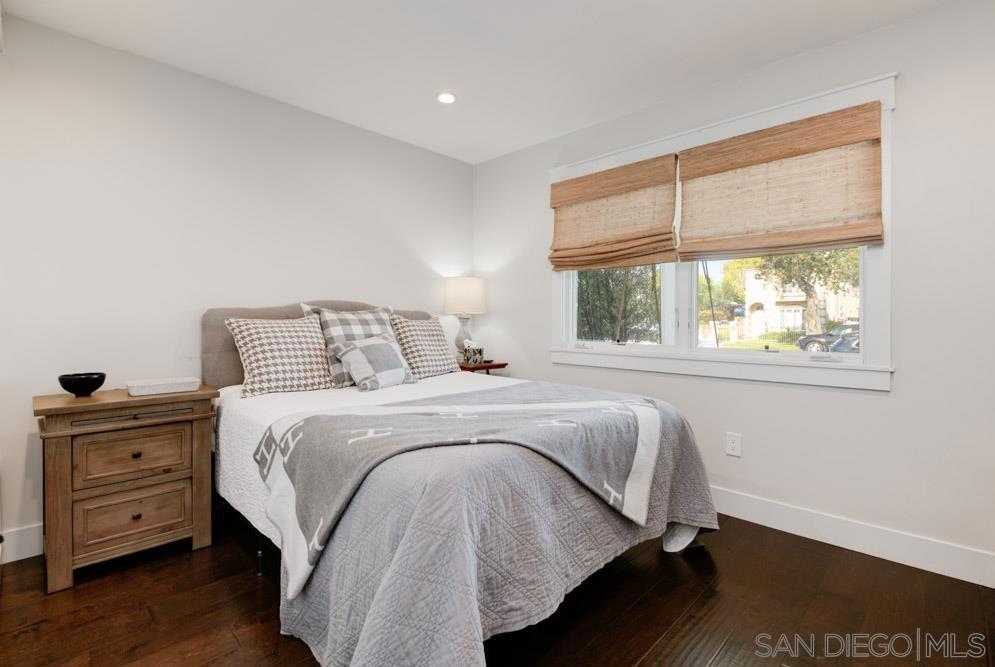 Coronado Village - Residential Lease