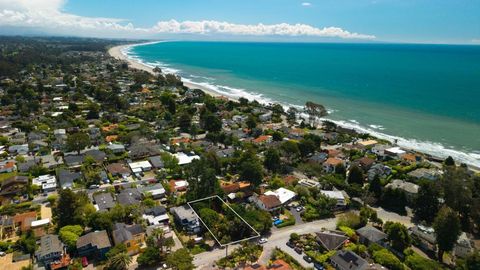 Photo of 0 Rio Del Mar Boulevard, Aptos, CA 95003 (MLS # ML82042025)