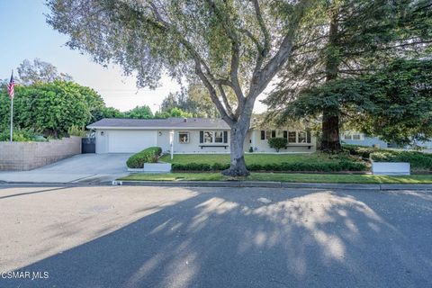 Photo of 435 Huntington Avenue, Ventura, CA 93004 (MLS # 224002600)