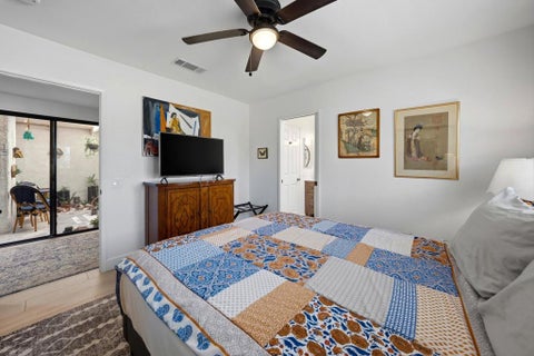 Tiny photo for 65 Camino Arroyo Pl N, Palm Desert, CA 92260 (MLS # 219152269DA)