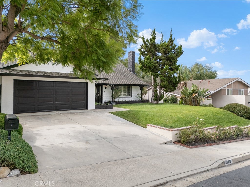 26612 Saddleback Drive