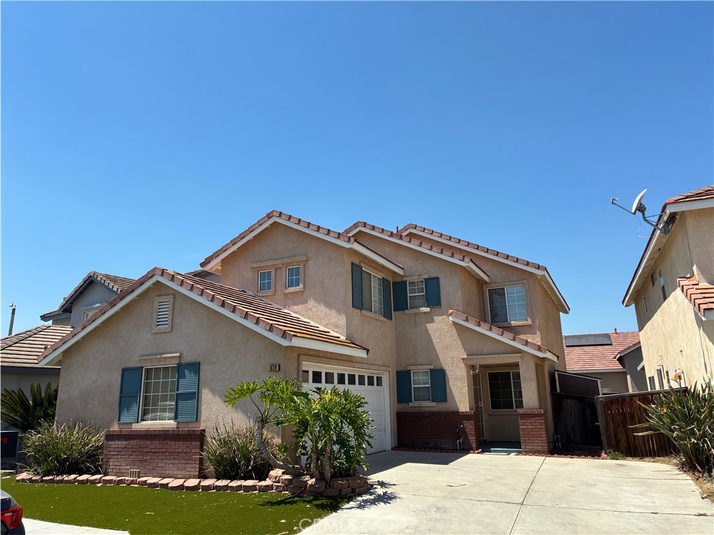 Fantastic Opportunity to purchase in one of the most desirable Corona Complex locations! EXCEPTIONALLY LOW HOA FEES!
Welcome to this fabulous two-story home or rental in a lovely, gated community!
Multiple amenities for your consideration:
The Vaulted ceilings and multiple windows greet you upon entry, with a wide and spacious downstairs floor plan.
A Foyer in the entryway may have several uses, such as library, office, TV or entertainment room.
A large kitchen offering many cabinets, a pantry and a roomy layout towards a dining room adds further enjoyment.
Front yard Landscaping has been simplified with faux grass.
The wrap-around backyard space, and the additional faux grass area offers less maintenance requirements for your precious time.
All bedrooms are upstairs with very spacious locations. Primary bedroom and bath are substantial in size as well as extremely generously private.
Sellers willing to negotiate a fair concession to Buyers.
Conveniently located nearby the 91, 15, 71 and 60 freeways.
Did I mention very reasonable HOA FEES?