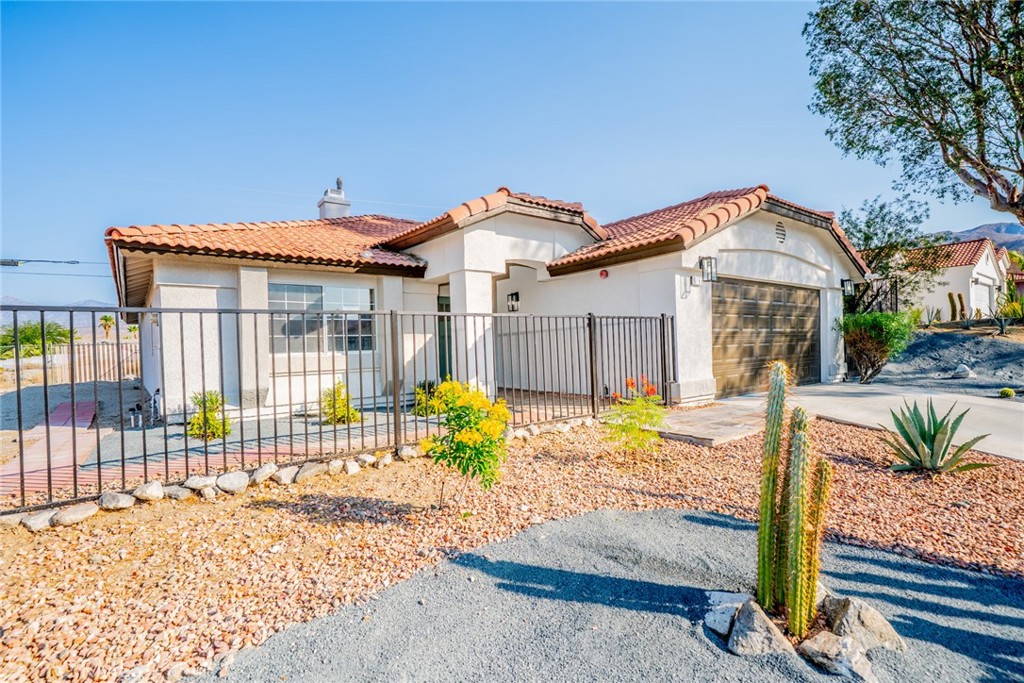 9765 Vista Del Valle