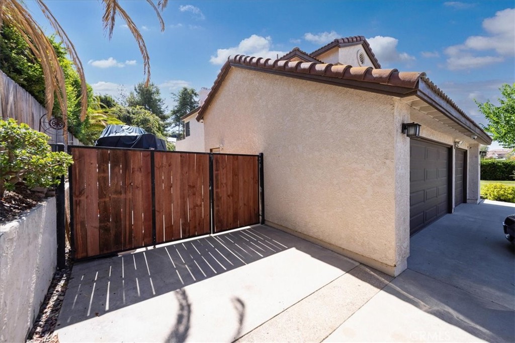 5963 Rio Valle Drive