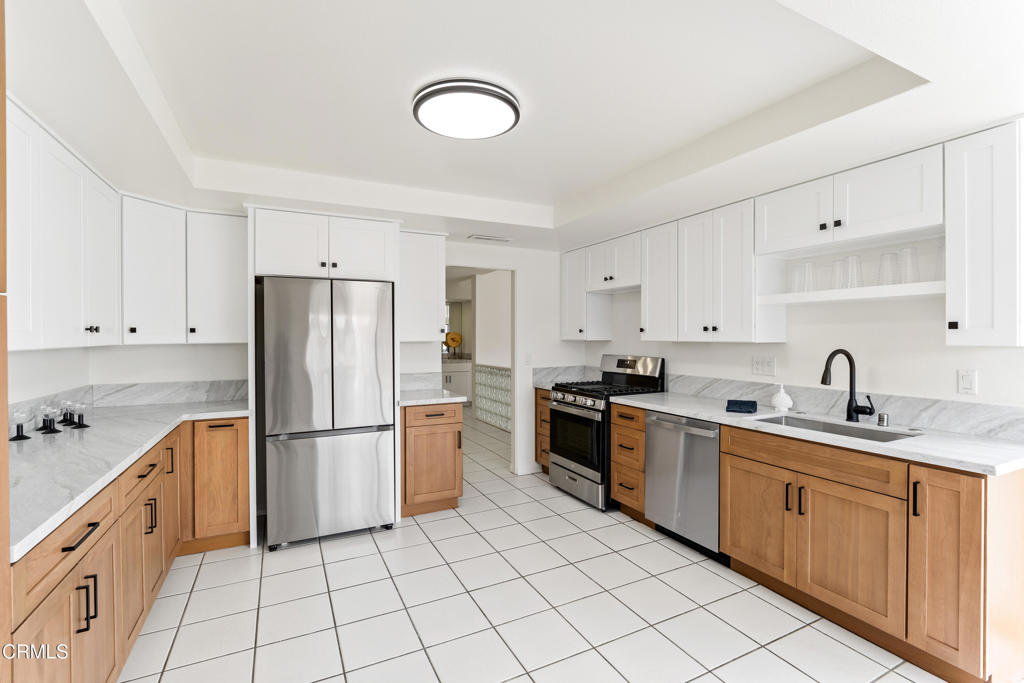 4320 Meridian Avenue