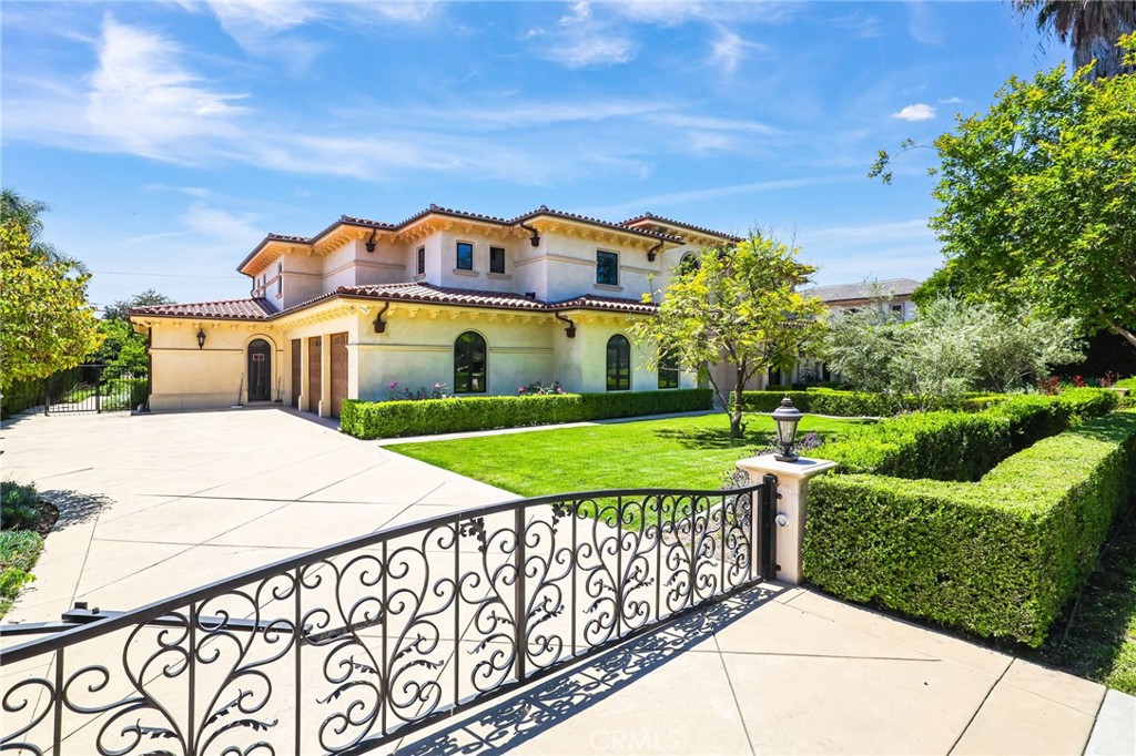 78 W Las Flores Avenue