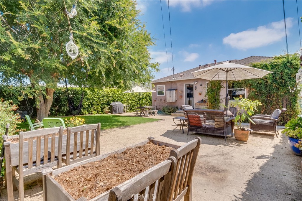 4725 Castana
