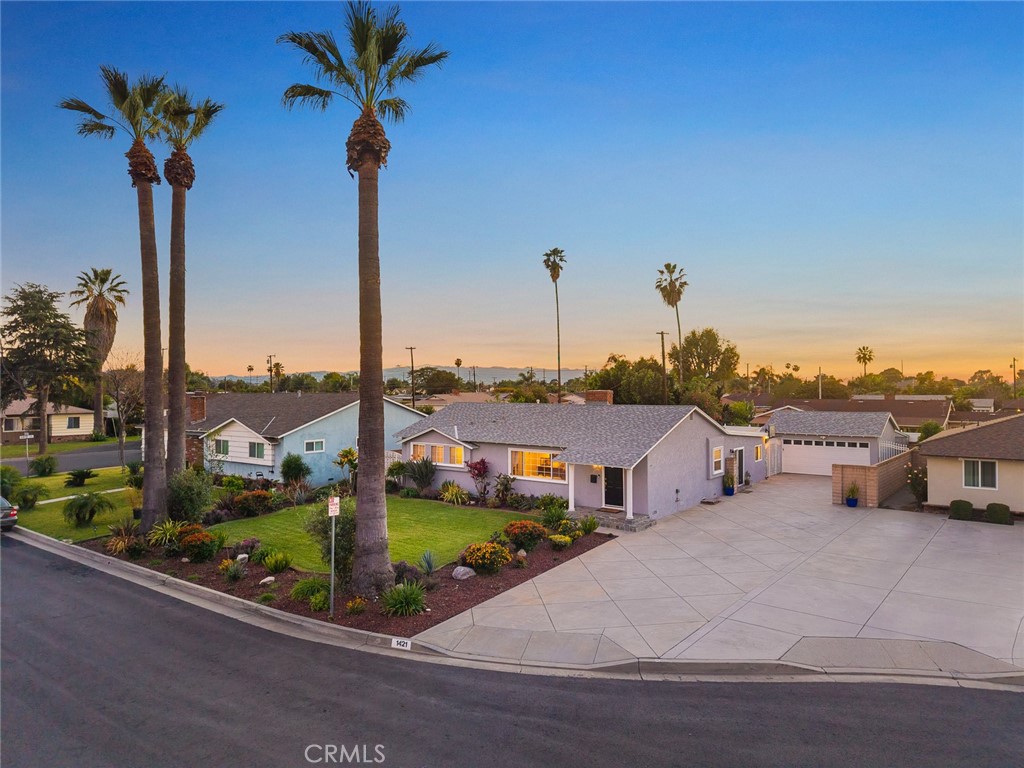 1421 S Pricedale Avenue