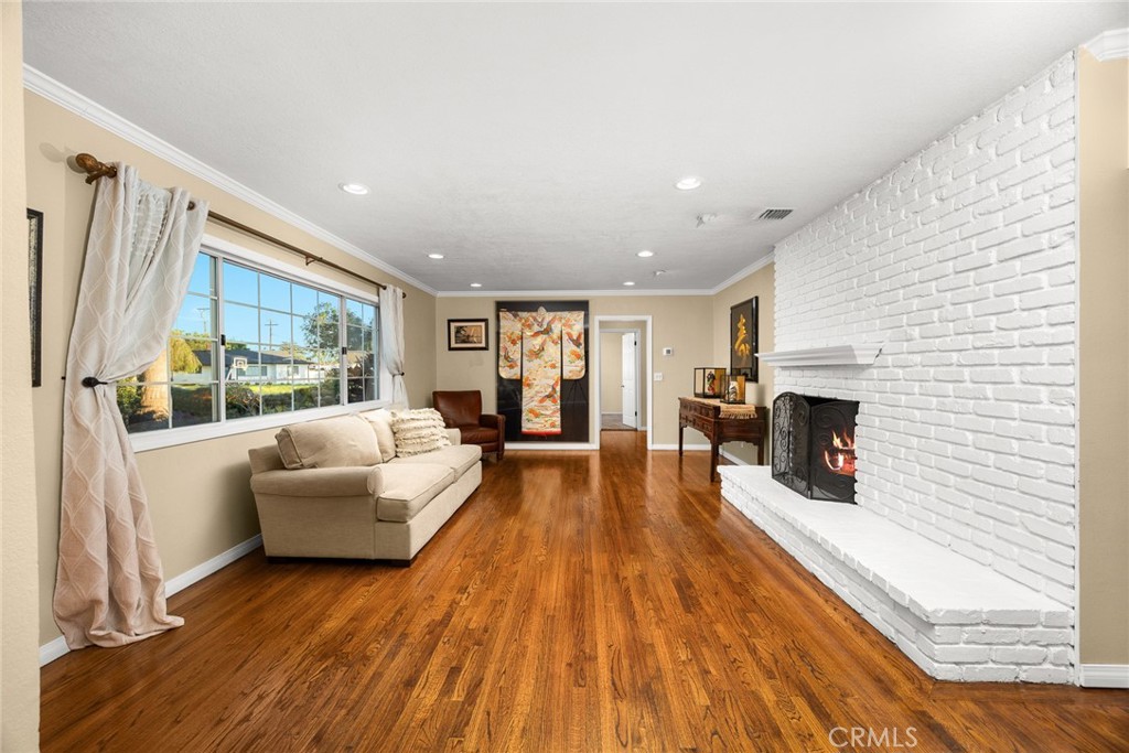 1421 S Pricedale Avenue