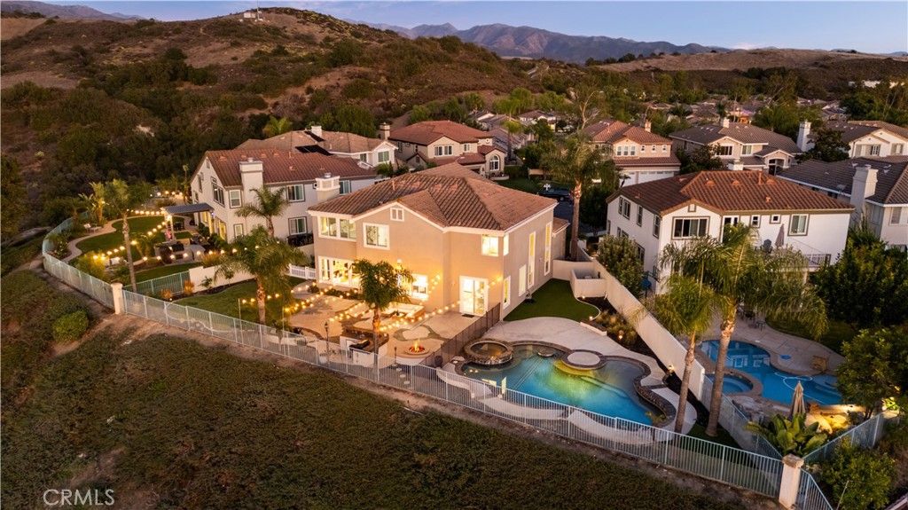 Photo of 5 Via Taliana, Rancho Santa Margarita, CA 92688 (MLS # OC26026880)