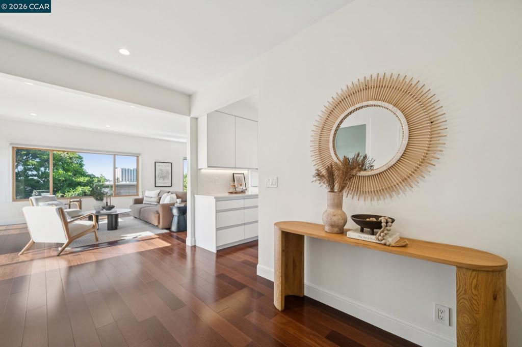 424 Orange St 401