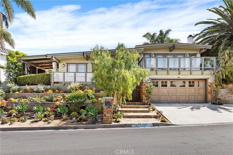 Photo of 2830 Chateau WAY, Laguna Beach, CA 92651 (MLS # LG26106437)