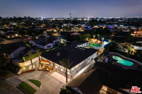 Photo of 5328 W 62nd Street, Los Angeles, CA 90056 (MLS # 25613151)