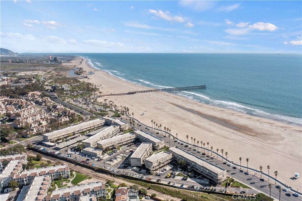 381 E Surfside