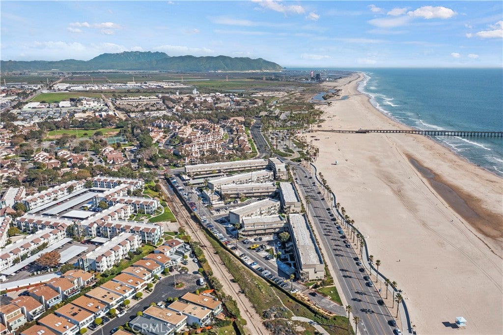 381 E Surfside