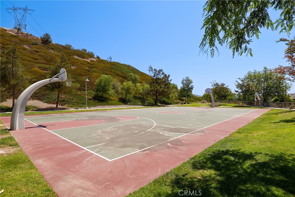 Serrano Heights - Residential