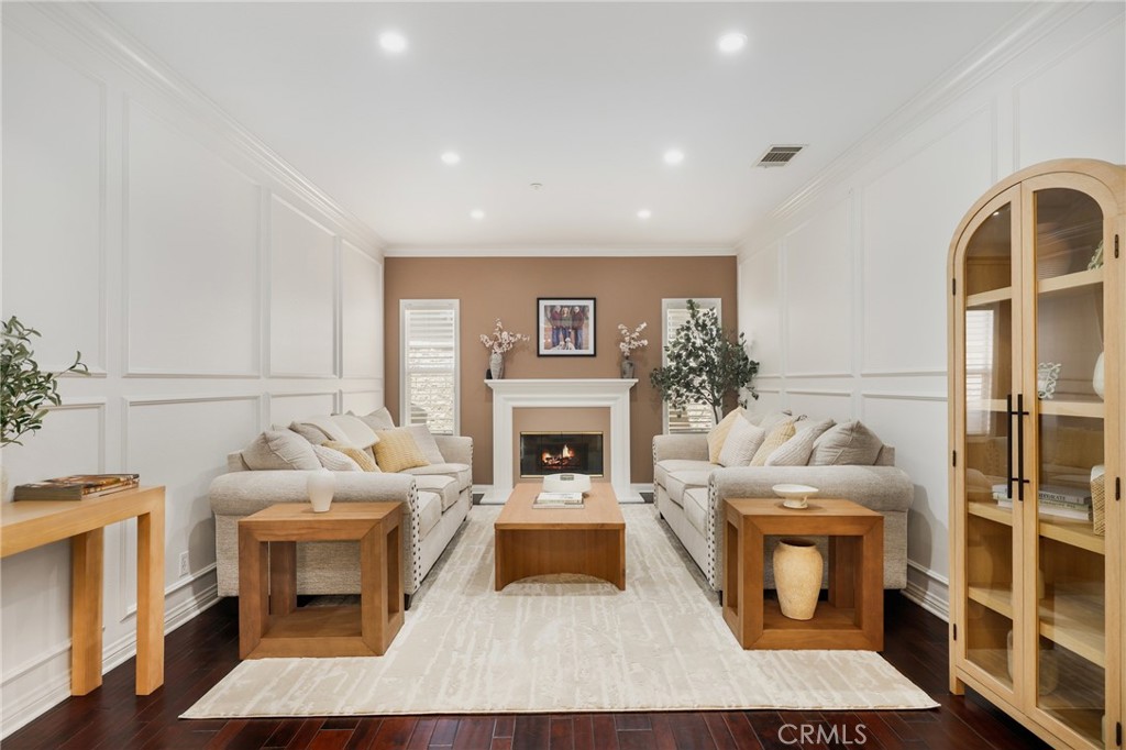 Serrano Heights - Residential