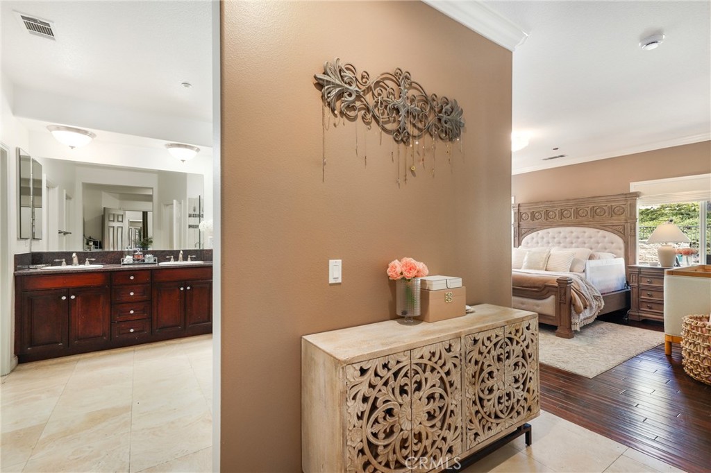 Serrano Heights - Residential