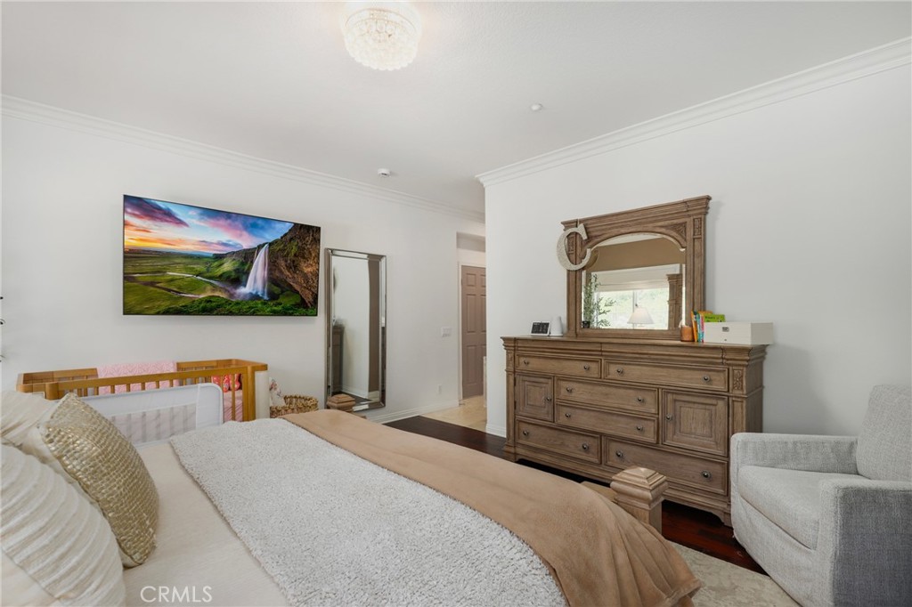 Serrano Heights - Residential