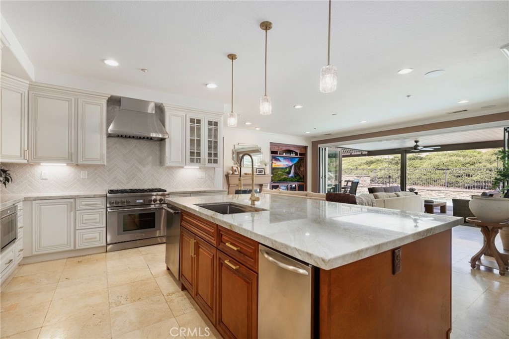 Serrano Heights - Residential