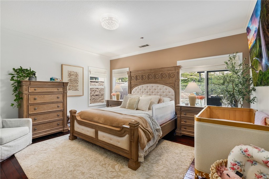 Serrano Heights - Residential