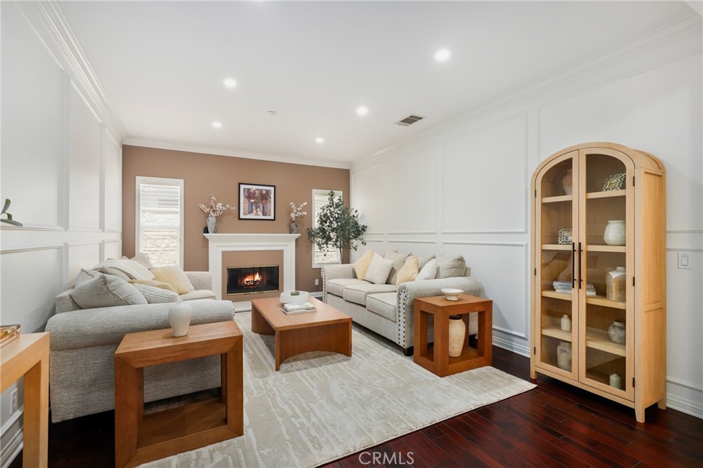 Serrano Heights - Residential