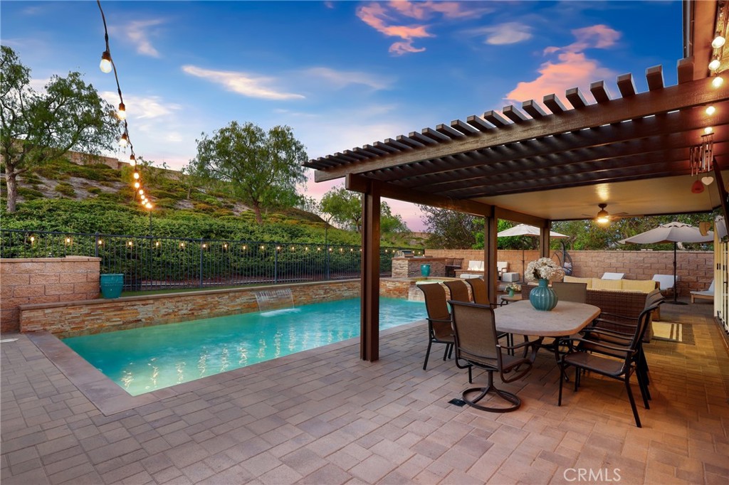 Serrano Heights - Residential