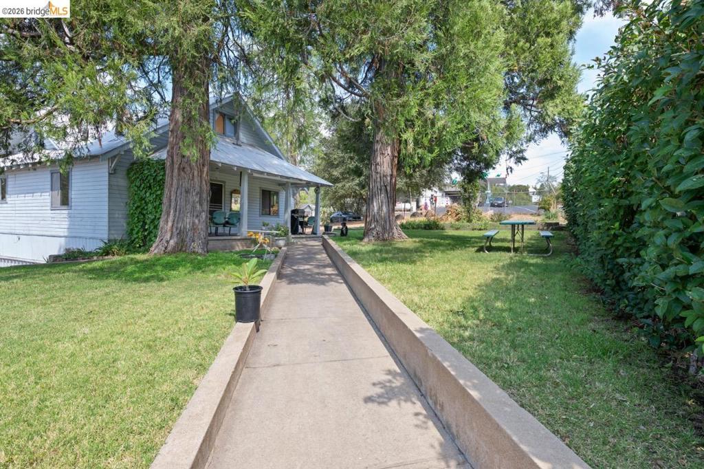 17560 State Highway 120