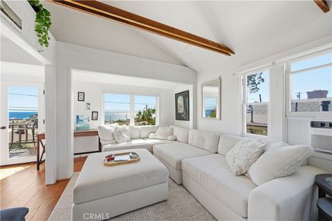 Photo of 31656 Wildwood, Laguna Beach, CA 92651 (MLS # NP26088101)