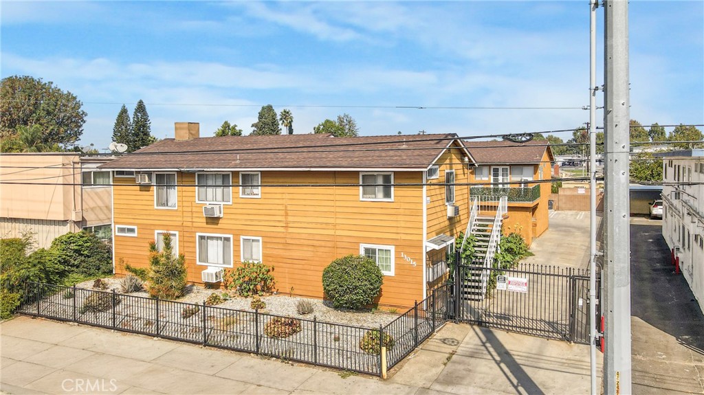 13015 Vanowen Street