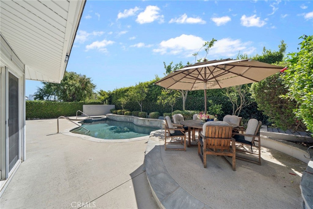 1407 Santanella, Newport Beach CA 92625 - Photo 24